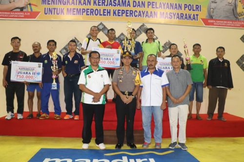 PB Karyatama Juara Bulu Tangkis Kapolres Lampura Cup 2019