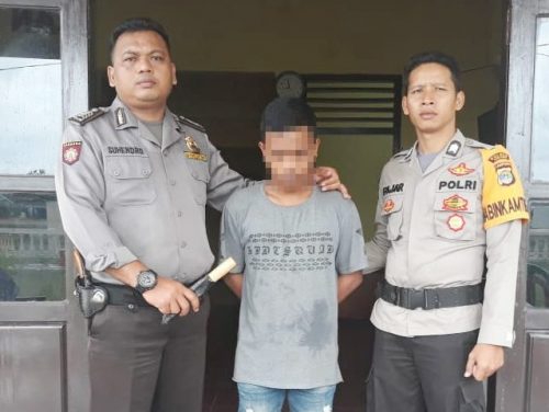 Selipkan Badik Cap Garpu Dipinggang Bawa Pemuda Pengangguran Kekantor Polisi