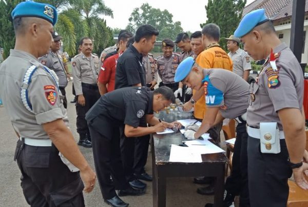 Propam Tes Urine Anggota Polres Lampung Utara, Hasilnya Positif Bebas Narkoba