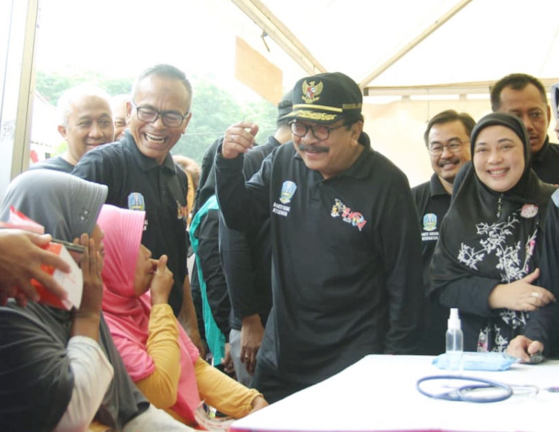 Dalam Rangka HPN 2019 900 Warga Bangkalan Ikuti Pemeriksaan Kesehatan Gratis