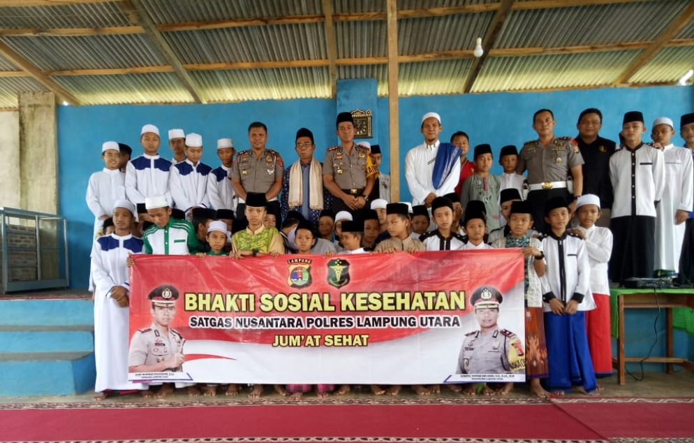 Jumat Sehat, Polres Lampung Utara Gelar Bakti Kesehatan dan Sosialisasi Lalu Lintas