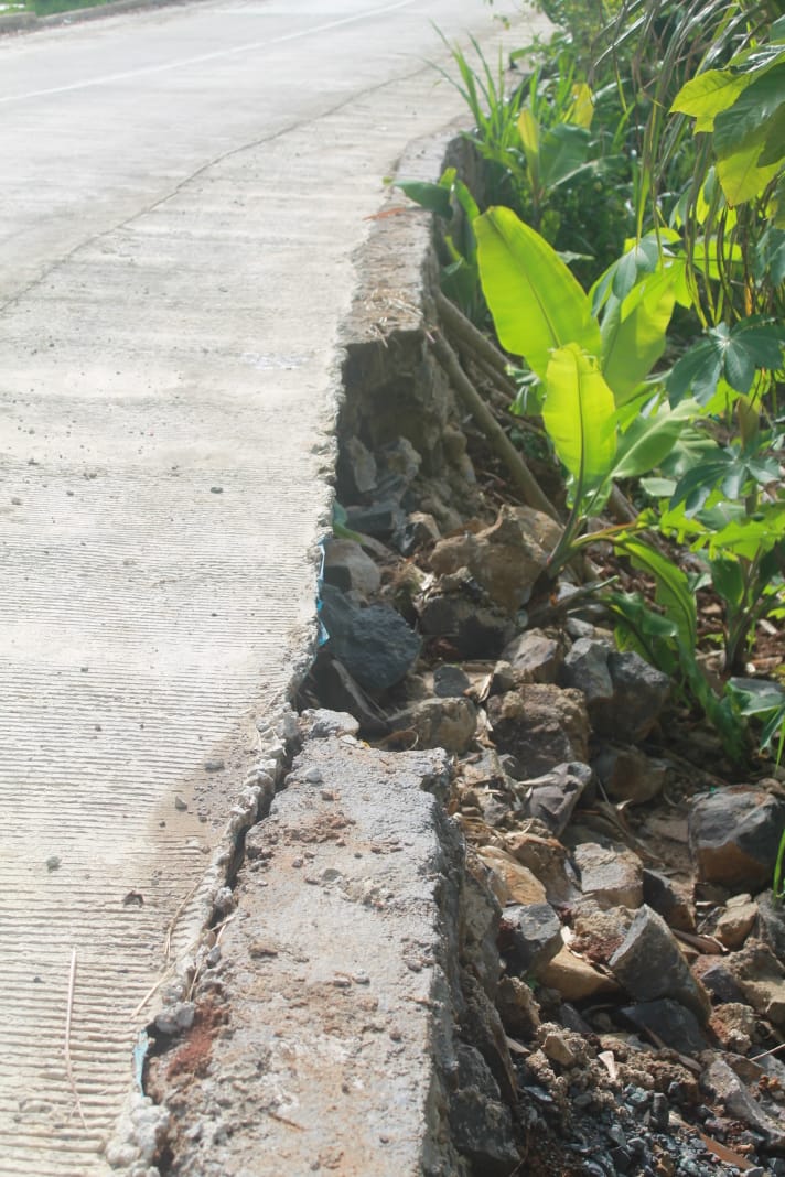 Belum Lama PHO Jalan Provinsi Padang Cermin-Kedondong Rp160 Miliar Sudah Ambrol