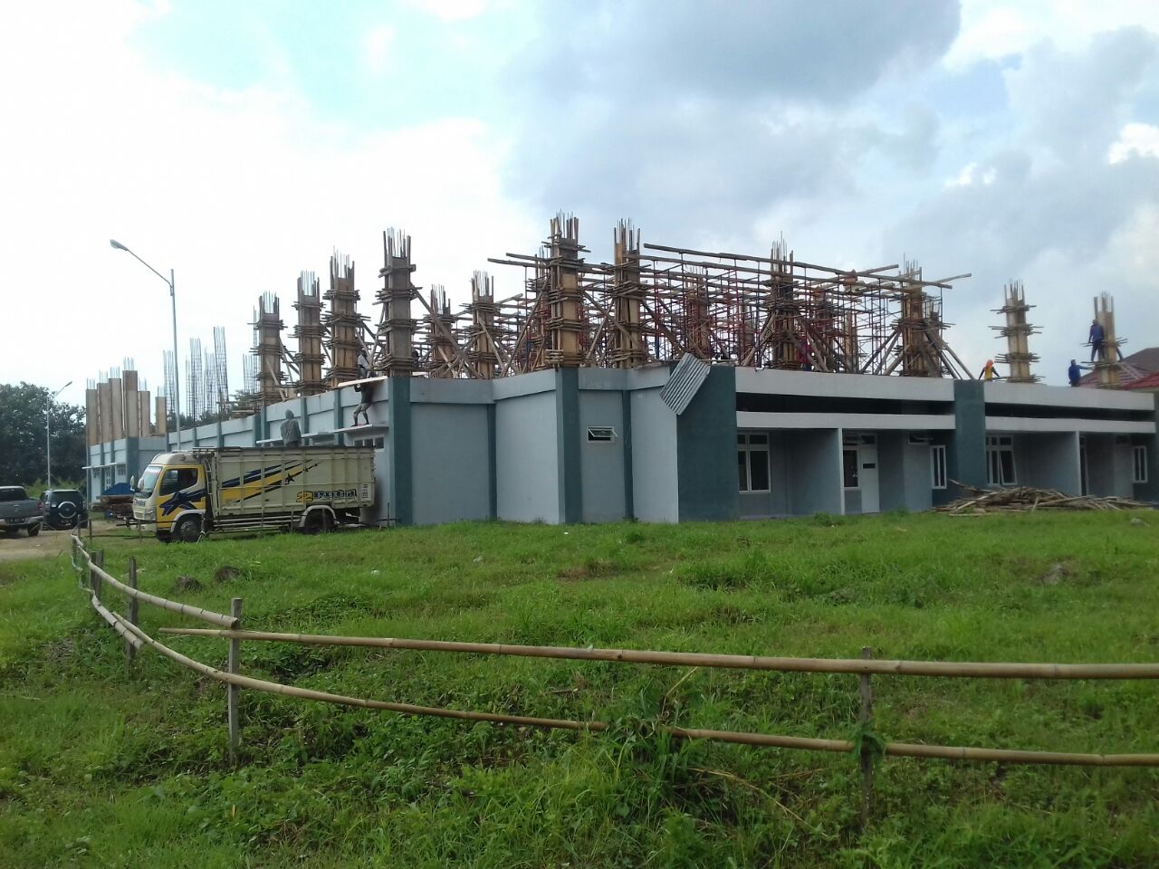 Diduga Korupsi Proyek Miliaran FKLMP Laporkan Dinas Kesehatan Pesawaran Ke Kejati Lampung