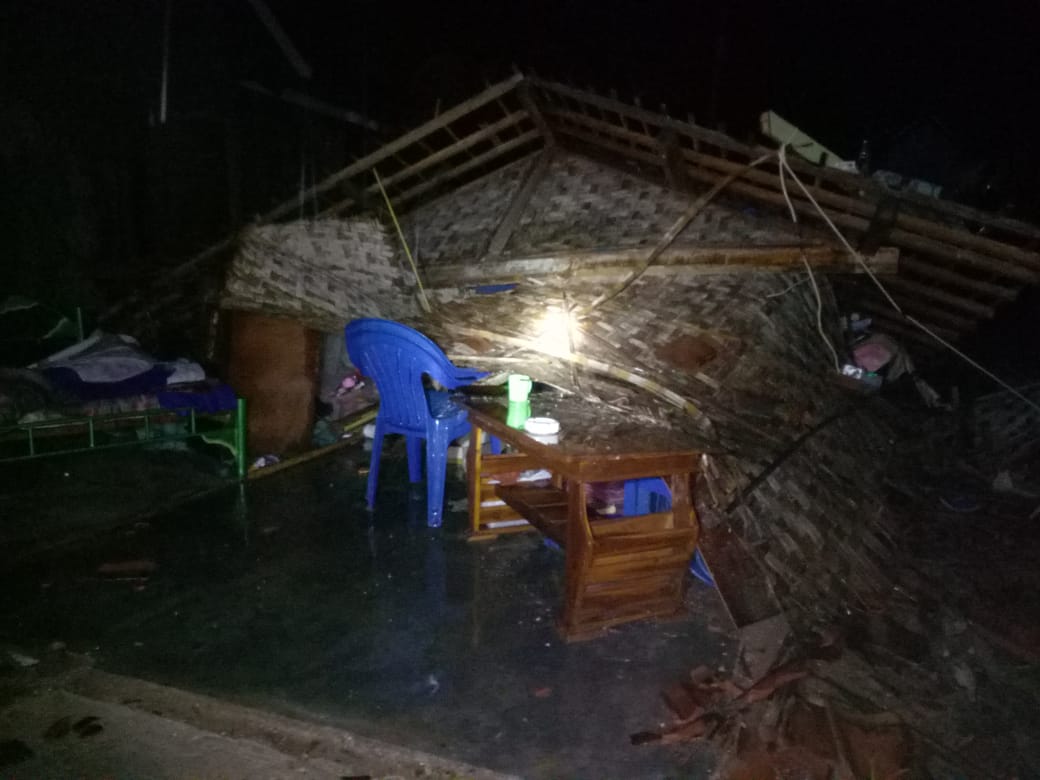 Puting Beliung Robohkan Rumah Warga, Jalimbar Pringsewu Tergenang Banjir