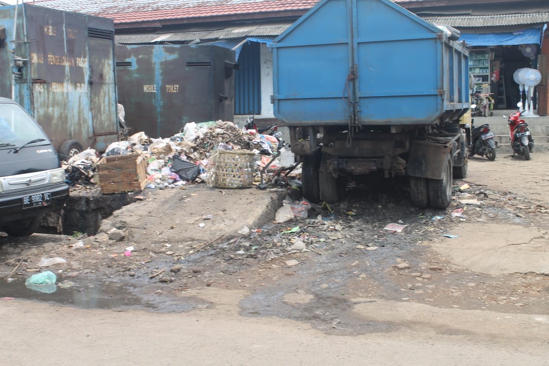 Sampah Pasar Kedondong Jadi Masalah Menahun