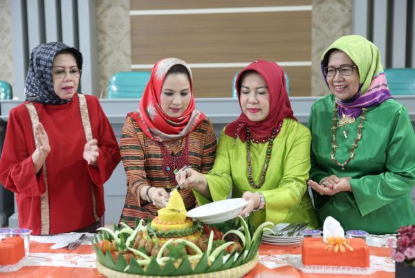 Yustin Ficardo Minta PKK Bermanfaat Bagi Kemajuan Masyarakat