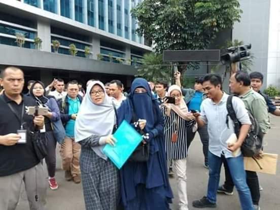 Dosen Bercadar Yang Dipecat Melawan Diskriminasi dan Pelanggaran HAM Atas Pemberhentiannya