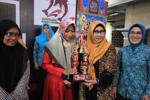 Festival Hadroh, Rebana Dan Bazar UP2K Tanggamus Ditutup