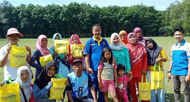 Rayakan HUT ke 3 Warga Tiyuh Persiapan Marga Asri Gotong Royong