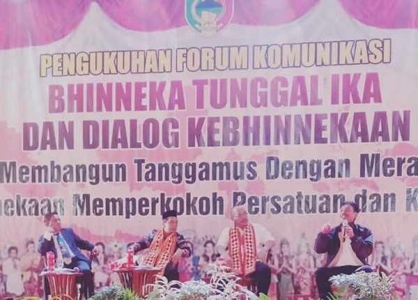 Bupati Dewi Handajani Kukuhkan Forum Komunikasi Bhineka Tunggal Ika