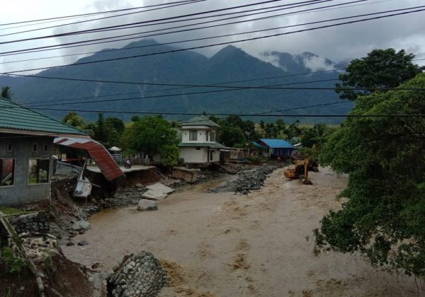 Korban Tewas Banjir Bandang Jayapura Capai 104 Orang, Pengungsi Lebih dari 9000 orang, 79 Masih Hilang