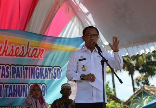 Bupati Raden Adipati Surya Buka O2SN dan FLS2N Tingkat Sekolah Dasar se-Kabupaten Way Kanan