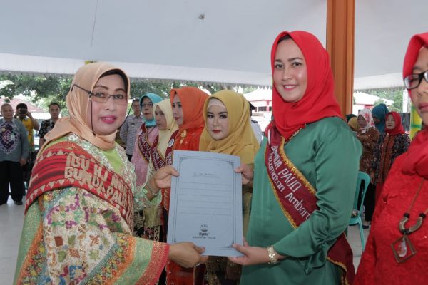 Hj Nurrohmah Sujadi Lantik Enam Ketua TP-PKK Kecamatan Di Pringsewu