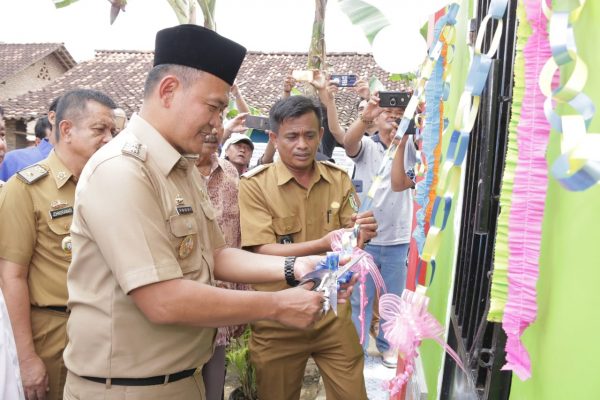 Wabup Pringsewu Resmikan Infrastruktur Program Kotaku