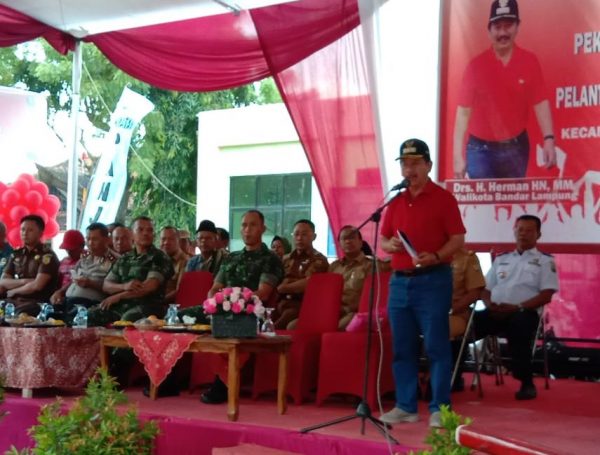 Herman HN dan Eva Dwiana Hadiri Pembukaan Porcam Panjang