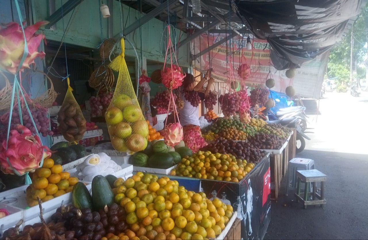 Pemkab Lampura Segera Realisasikan Bantuan Perbaikan Pasar Buah