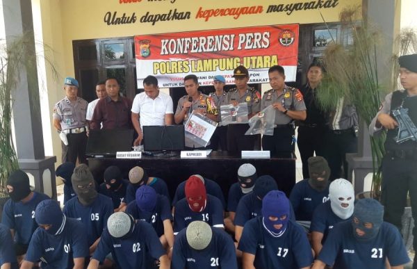 Satu Bulan Polres Lampura Ungkap 22 Kasus Kriminal Dengan 23 Tersangka