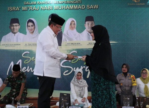 Peringati Isra Miraj, Dodi Reza Perkuat Pembangunan Umat Berbasis Agama