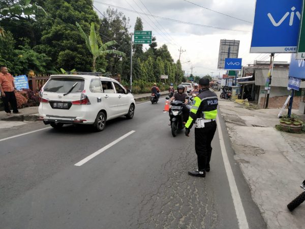 Polres Tanggamus PAM Jumat Agung Gereja Santo Pius