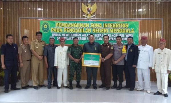 Pengadilan Menggala Canangkan Zona Integritas