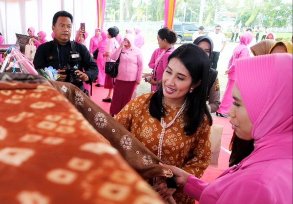 Inacraft 2019 Muba kenalkan Kain Jumputan Khas Muba Gambo Muba