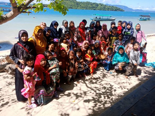 TK ABA Sukoharjo 3 Kunjungan Ke Stasiun Kereta Api Tanjung Karang