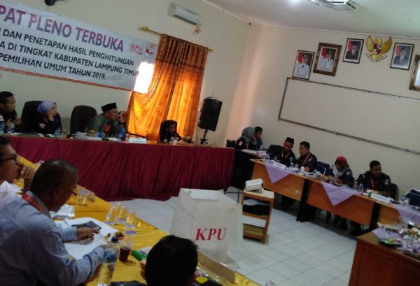 KPU Lamtim Dituding Tidak Netral Dalam Penetapan Caleg?
