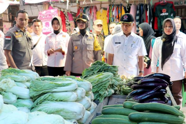 Sidak Pasar Sekayu, Sekda Dan Kapolres Muba Temukan Mie dan Tahu Berformalin