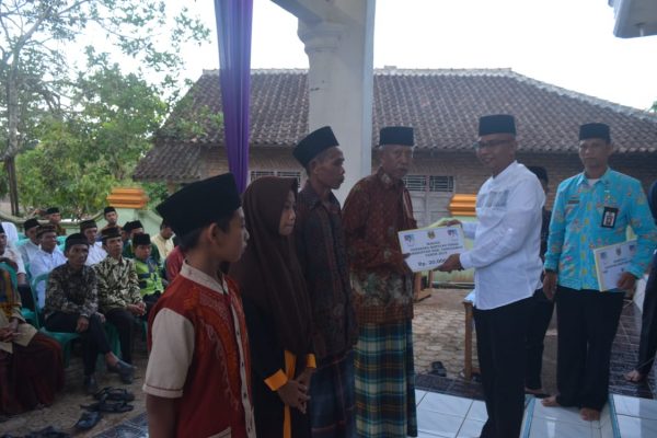 Sekda Hamid Heriansyah Pimpin Rombongan Safari Ramadhan di Kecamatan Bulok