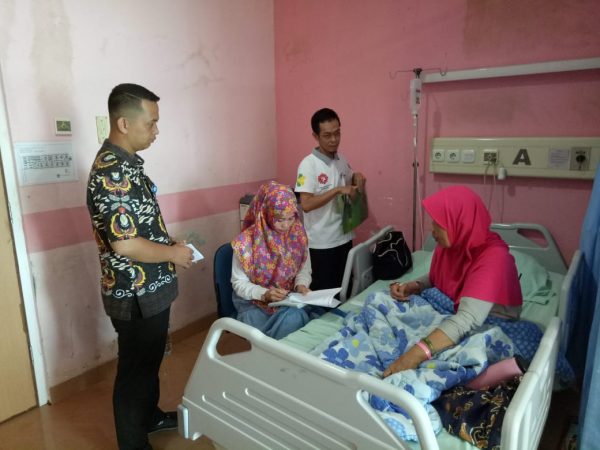 Dinkes dan Polres Muba Langsung Uji Lab Mie Basah di Pasar Talang Jawa