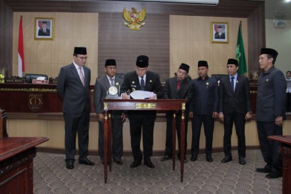 DPRD-Pemda Muba Sepakati Raperda Pertanggungjawaban Pelaksanaan APBD TA 2018