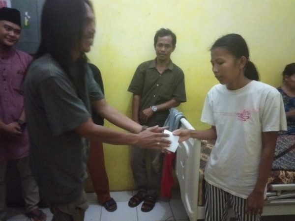 ‘Anak Kijang’ Beri Donasi untuk Pengobatan Vanesa Angel