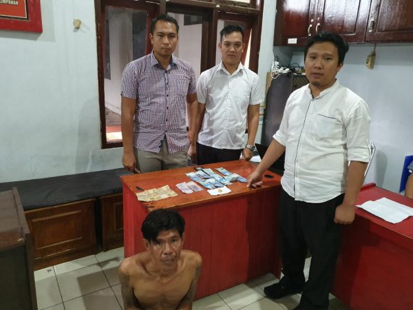 Jambret Perhiasan Penumpang Bus, Tabrani Ditangkap Satreskrim Polres Lampura