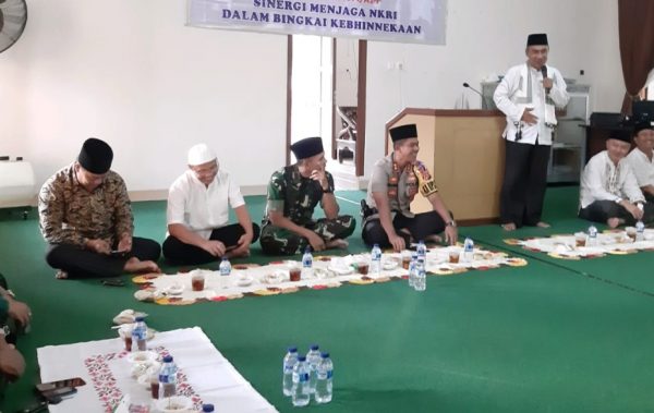 Polres Lampung Utara Gelar Buka Puasa Bersama Dengan Penyelenggaran dan Peserta Pemilu 2019