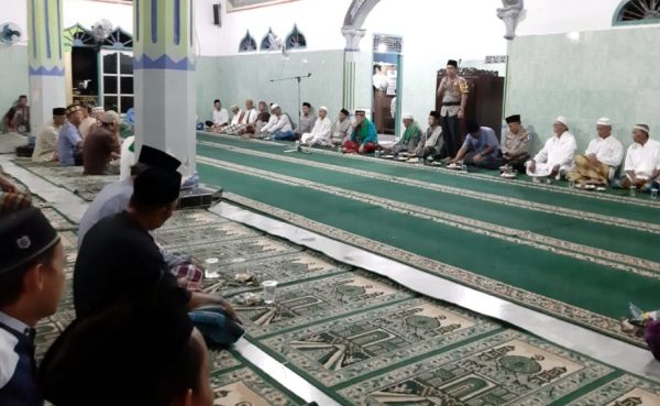 Hadiri Peringatan Nuzulul Quran di Desa Madukoro, Kapolres Lampung Utara Beri Himbauan Kamtibmas