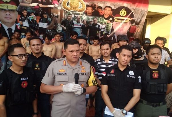 Polres Jakbar Amankan 183 Tersangka Kerusuhan di Petamburan, Rp20 Juta dan Puluhan Amplop Disita