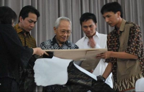 Mantan Kepala Biro Kepresidenan Jenderal Soeharto, Lakma TNI (Pur) Eddy Tumengkol Wafat