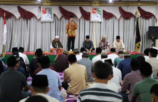 Banyak Pejabat Malas Hadiri Acara Bukber Bupati Parosil Dengan Wartawan