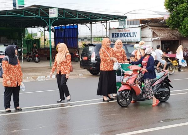 Dharma Wanita Persatuan Muba Aksi Bagi Takjil Ramadhan