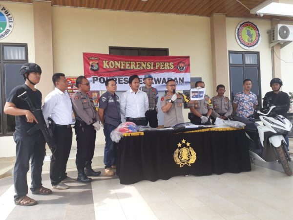 Polisi Tangkap Terduga Pembunuh Bustori dan Tegar di Way Lima, Indikasi LGBT dan Pelaku Tewas Dengan 4 Luka Tembak