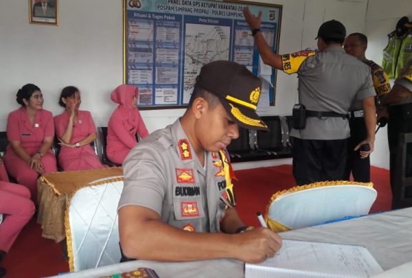 Pastikan Pelayanan Kepada Pemudik, Kapolres Lampung Utara Cek Pospam dan Posyan Lebaran 2019