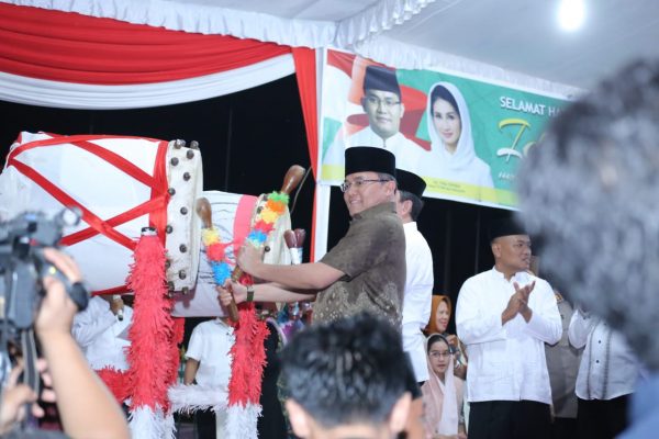 Bupati Muba Dodi Reza Lepas Kemeriahan Pawai Gema Takbir Menyambut Hari Raya Idul Fitri 1440 H