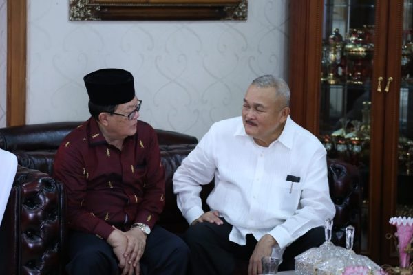 Gelar Open House, Alex Noerdin Obati Rindu Warga Sumsel