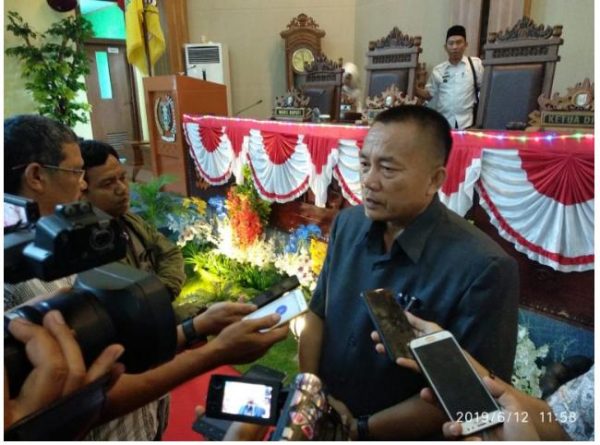 Pelepasan Jabatan Nunik Sebagai Bupati Lampung Timur, dan Pengukuhan Wakil Masih Tertunda