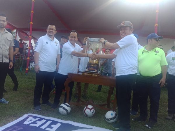 Danrem 044/Gapo Hadiri Pembukaan Turnamen Sepak Bola Gubernur Cup U-20 Tahun 2019 di Ogan Ilir