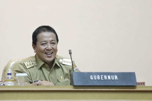 Warning Disiplin Pegawai, Arinal dan Nunik Briefing Eselon II dan III