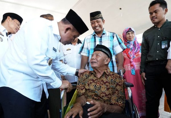 Plt Bupati Nanang Ermanto Buka Bimbingan Manasik Haji Bagi 399 Calon Jamaah Lampung Selatan