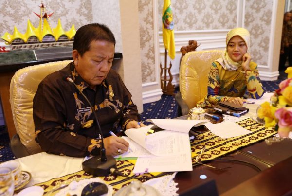 Rakor Bersama Bupati dan Walikota, Gubernur Pastikan Pembayaran DBH Hingga Zero Hutang