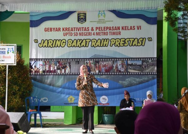 Anna Morinda Hadiri Gebyar Kreativitas dan Pelepasan SD Negeri 4 Kota Metro