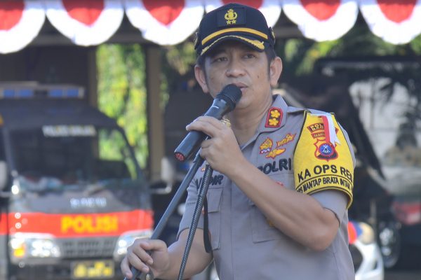 Lantik Kasat Shabara dan Empat Kapolsek, Kapolres Banjar AKBP Takdir Mattanete Beri Target Pejabat Baru